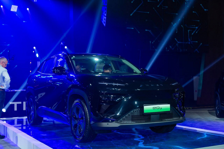 Chery представила новый бренд в России, под ним выпустят 7 моделей электромобилей и гибридов